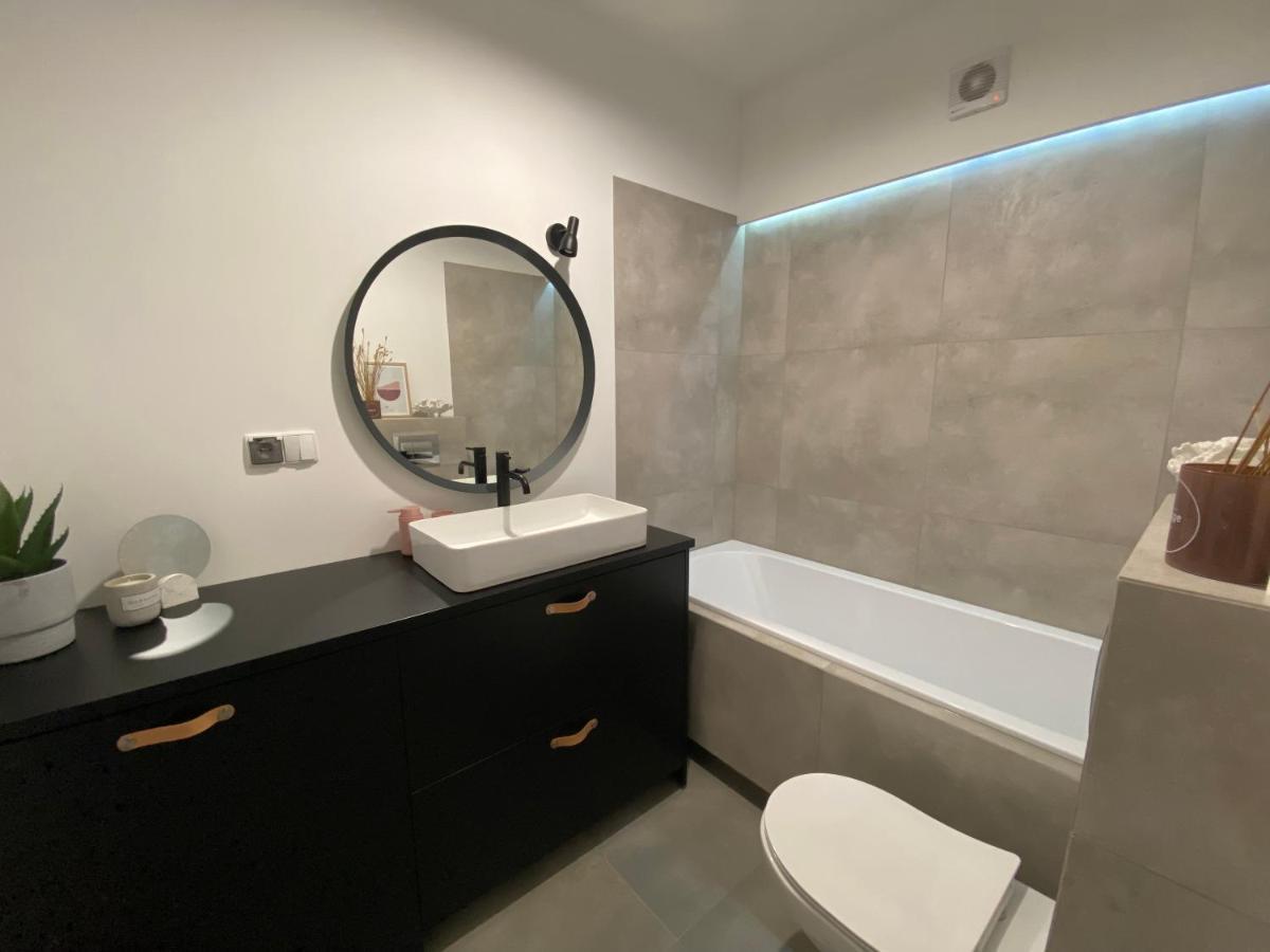 Apartament Moonapart Torun Apartment ภายนอก รูปภาพ